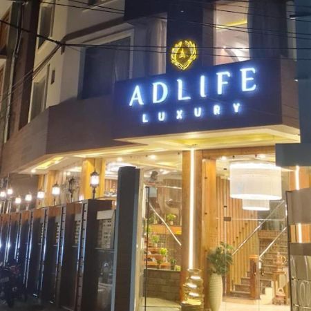 Hotel Adlife Luxury Srinagar  Luaran gambar